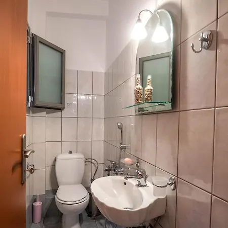Duplex In * أرغوستولي